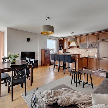 Top Floor Z Widokiem Na Morze By Downtown Apartments Danzica Esterno foto