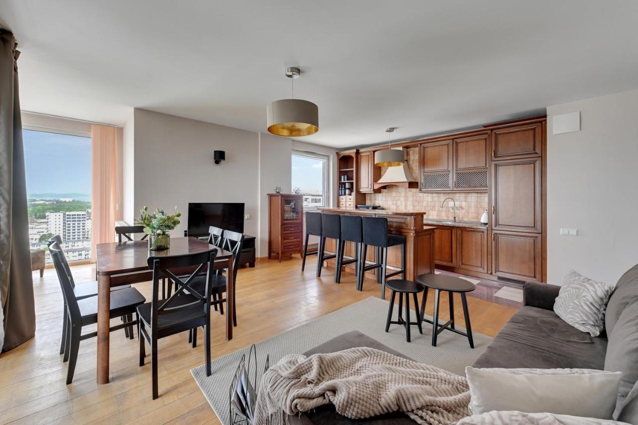 Top Floor Z Widokiem Na Morze By Downtown Apartments Danzica Esterno foto