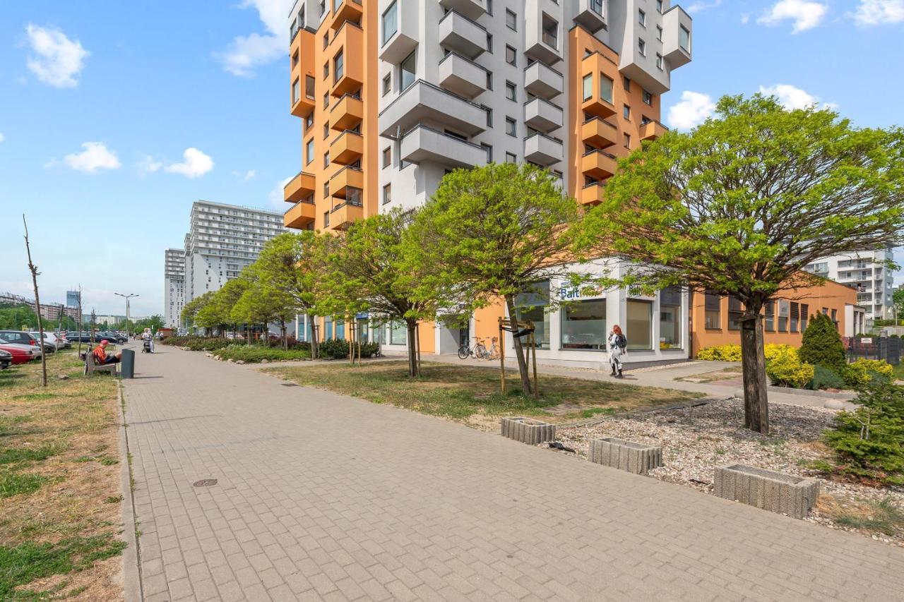 Top Floor Z Widokiem Na Morze By Downtown Apartments Danzica Esterno foto